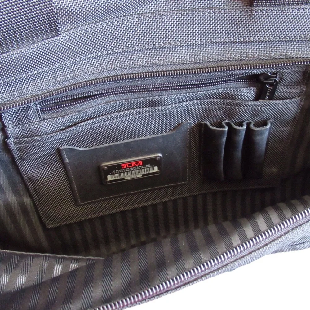 Tumi Nylon Bag Travel Briefcase Messenger